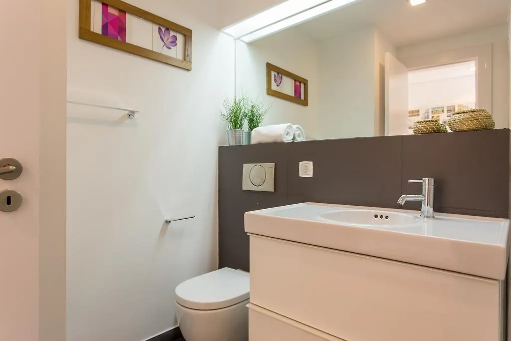 ליסבון Manuel Bernardes Apartment פורטוגל